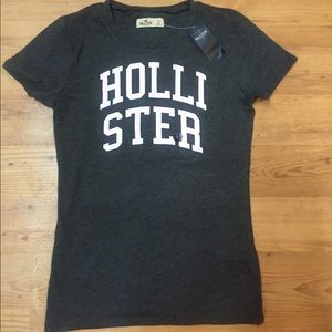 Hollister Classic female tee NWT